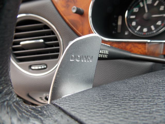 2008 Mercedes-Benz CLS-Class GS Loaded Super Clean