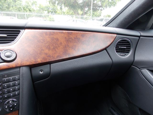 2008 Mercedes-Benz CLS-Class GS Loaded Super Clean