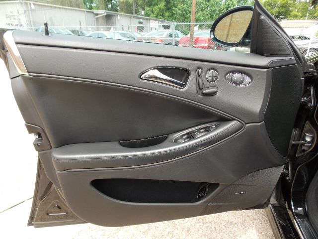 2008 Mercedes-Benz CLS-Class GS Loaded Super Clean