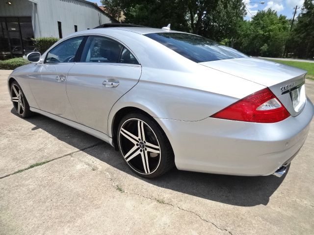 2008 Mercedes-Benz CLS-Class Mega-short-slt-5.9l Diesel-srw-4wd-1 Owner