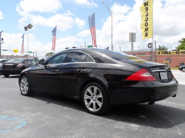 2008 Mercedes-Benz CLS-Class Extended VERY LOW Miles