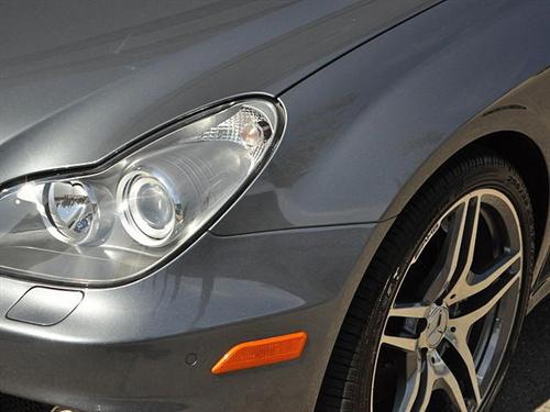 2010 Mercedes-Benz CLS Class SEL DVD Entertainment