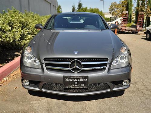 2010 Mercedes-Benz CLS Class SEL DVD Entertainment