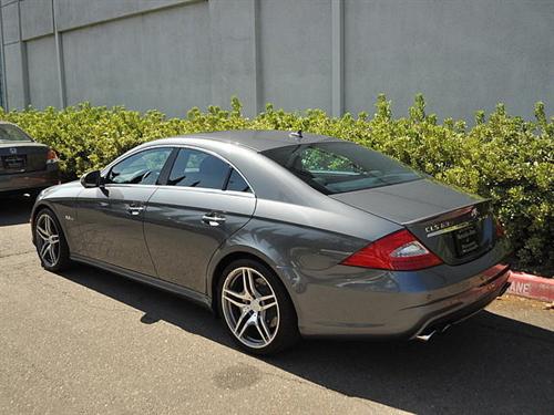 2010 Mercedes-Benz CLS Class SEL DVD Entertainment