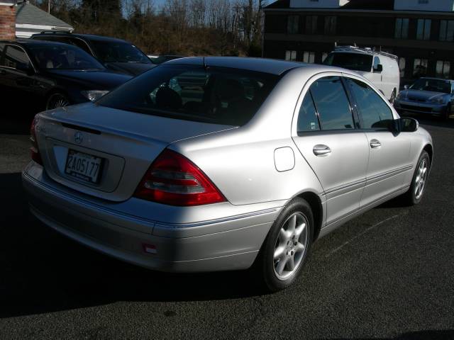 2003 Mercedes-Benz C Class Series 4