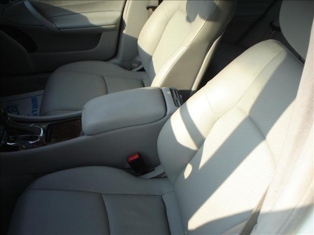 2003 Mercedes-Benz C Class 3.2 TL - Extra Sharp