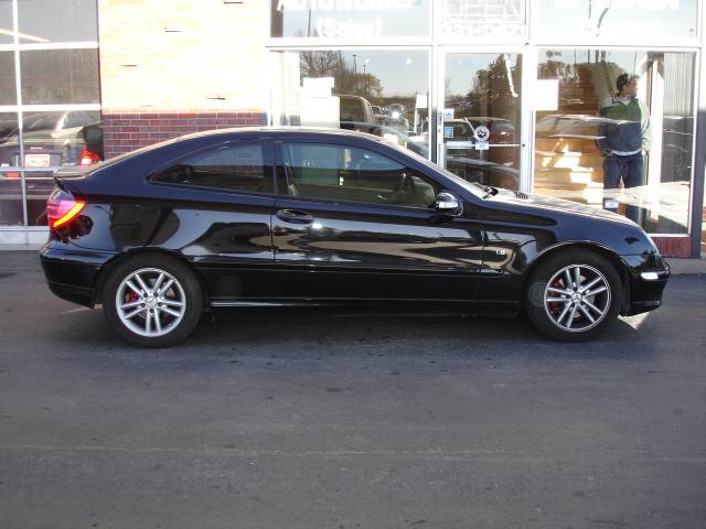 2003 Mercedes-Benz C Class 4dr Sdn Manual