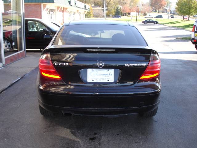 2003 Mercedes-Benz C Class 4dr Sdn Manual