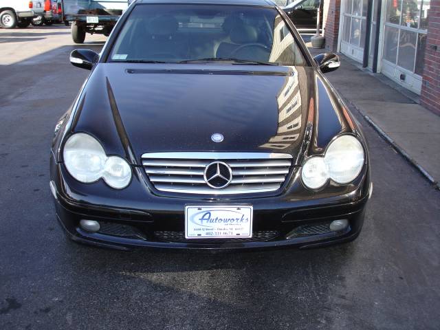 2003 Mercedes-Benz C Class 4dr Sdn Manual