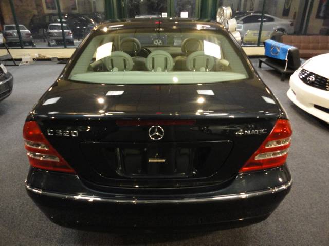 2003 Mercedes-Benz C Class 4WD Crew Cab 130 LT W/1lt