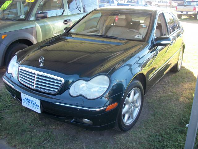 2003 Mercedes-Benz C Class 3.2 TL - Extra Sharp