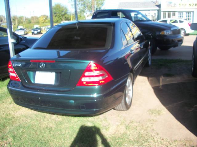 2003 Mercedes-Benz C Class 3.2 TL - Extra Sharp