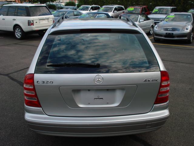 2004 Mercedes-Benz C Class Series 4
