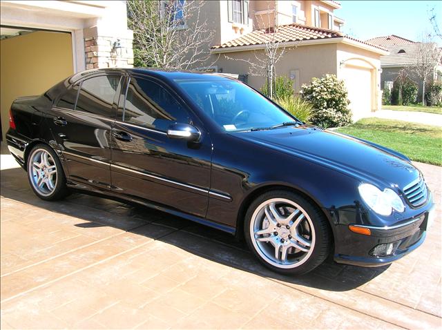 2005 Mercedes-Benz C Class 4dr Man SE