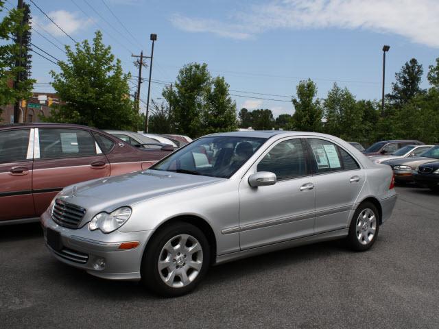 2005 Mercedes-Benz C Class LTZ Sport Utility Pickup 4D 5 1/4 Ft