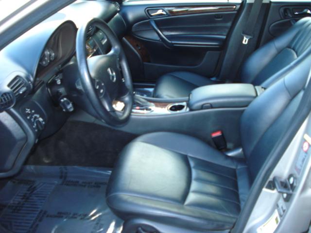 2006 Mercedes-Benz C Class 2500/sle
