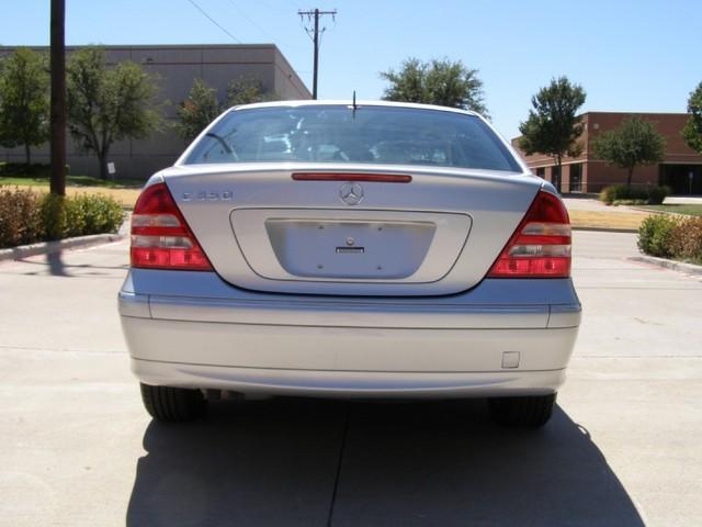 2006 Mercedes-Benz C Class 1500 Rear-wheel Drive