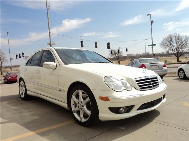 2007 Mercedes-Benz C Class V8 - AWD