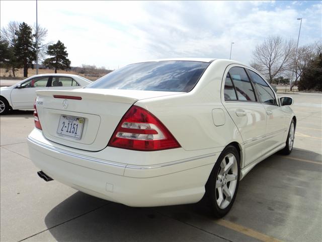 2007 Mercedes-Benz C Class V8 - AWD