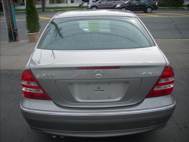 2007 Mercedes-Benz C Class V8 - AWD