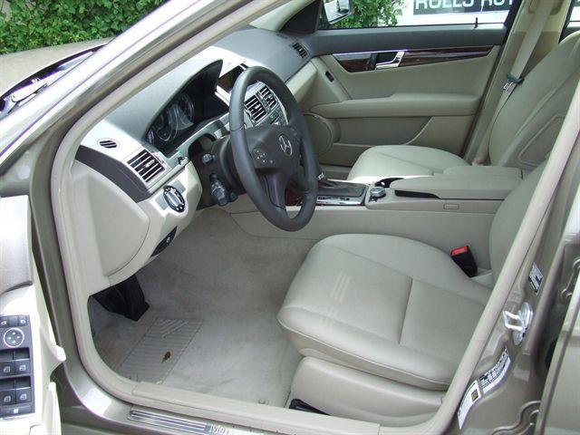 2009 Mercedes-Benz C Class 4dr Sdn Manual (natl)
