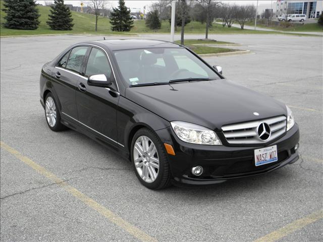 2009 Mercedes-Benz C Class 2WD Crew Cab 143.5 LTZ