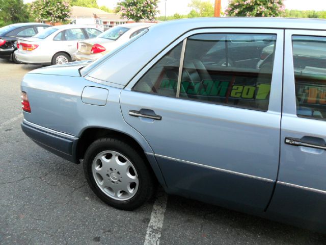 1994 Mercedes-Benz E-Class SXT
