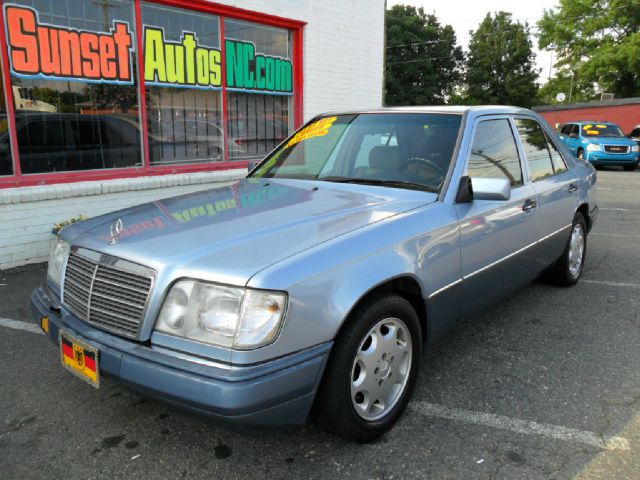 1994 Mercedes-Benz E-Class SXT