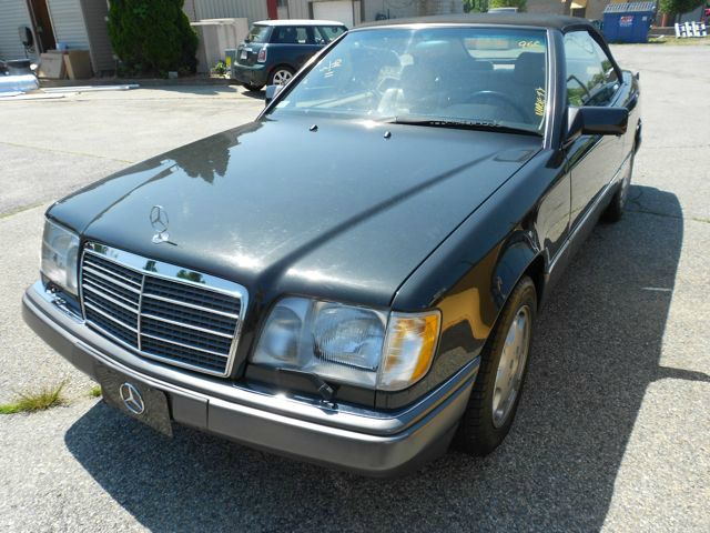 1994 Mercedes-Benz E-Class SXT