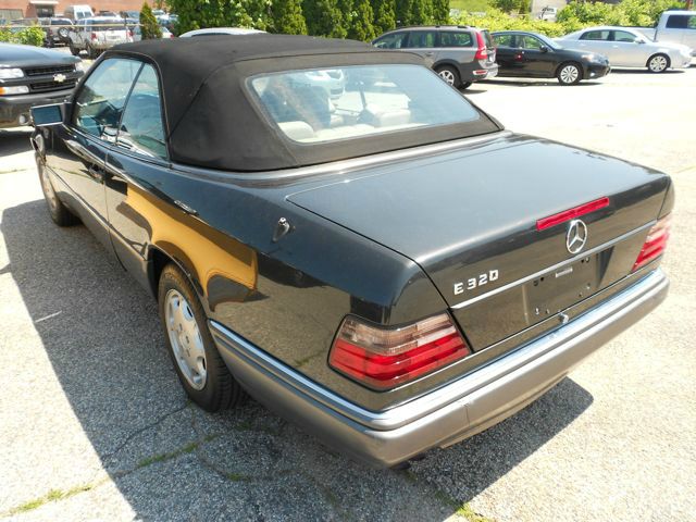 1994 Mercedes-Benz E-Class SXT