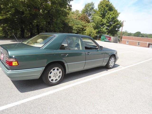 1994 Mercedes-Benz E-Class Unknown