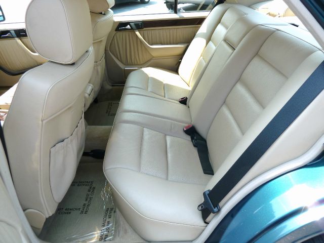 1995 Mercedes-Benz E-Class SXT