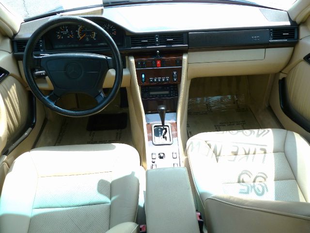 1995 Mercedes-Benz E-Class SXT