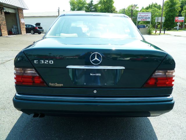 1995 Mercedes-Benz E-Class SXT