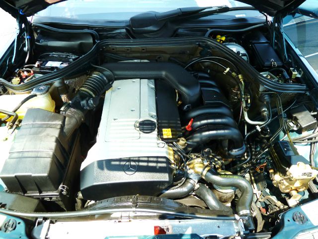 1995 Mercedes-Benz E-Class SXT