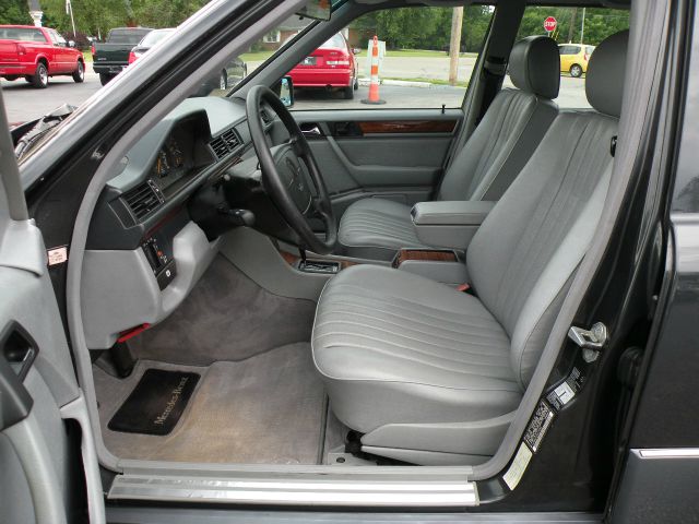 1995 Mercedes-Benz E-Class Rubicon4x4