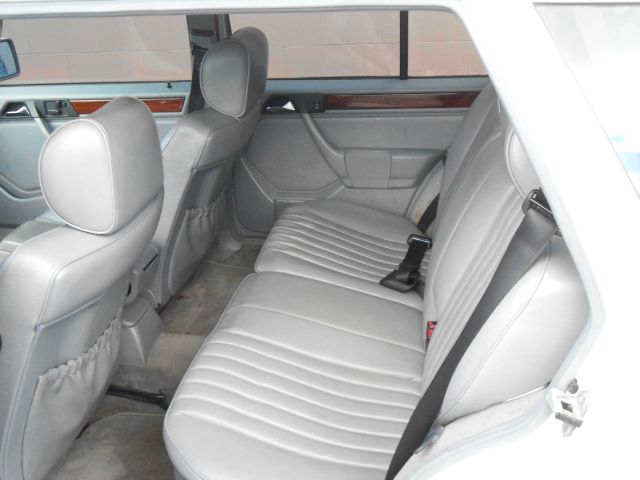 1995 Mercedes-Benz E-Class SXT