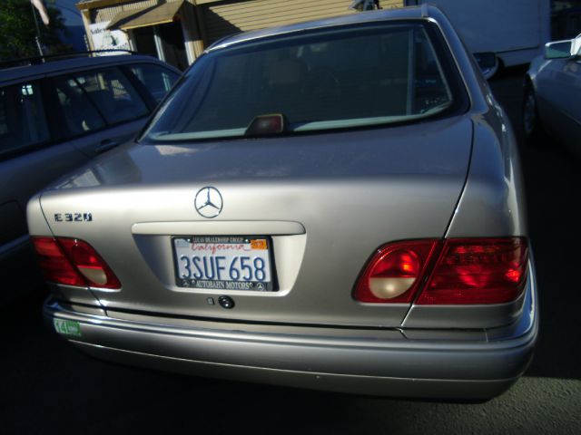 1997 Mercedes-Benz E-Class SXT