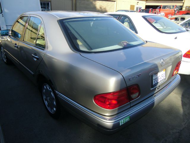 1997 Mercedes-Benz E-Class SXT