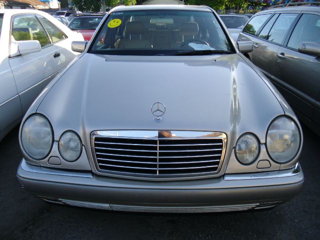 1997 Mercedes-Benz E-Class SXT
