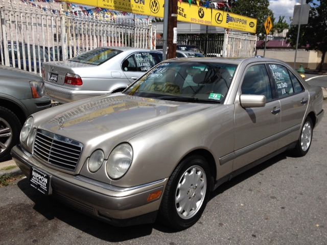 1997 Mercedes-Benz E-Class SXT