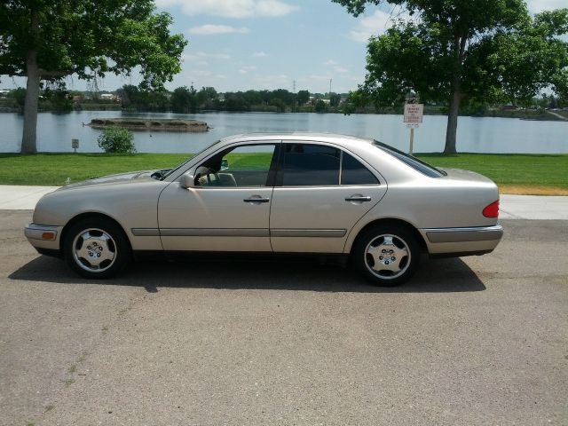 1997 Mercedes-Benz E-Class C230 1.8K