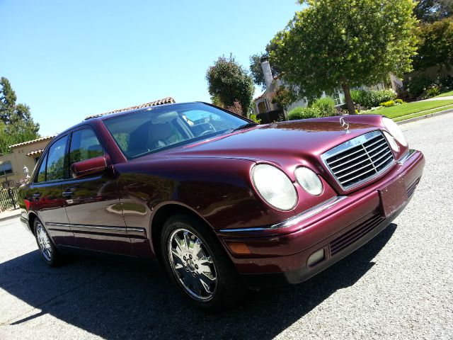 1997 Mercedes-Benz E-Class SXT