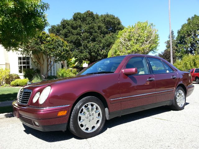 1997 Mercedes-Benz E-Class SXT