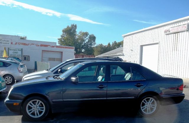 1997 Mercedes-Benz E-Class REAR DVD And MORE