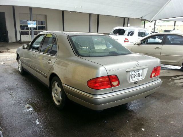 1997 Mercedes-Benz E-Class C230 1.8K