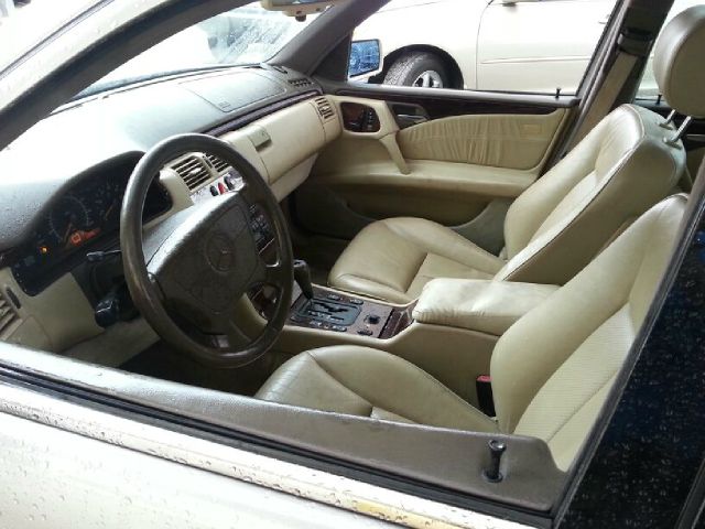 1997 Mercedes-Benz E-Class C230 1.8K