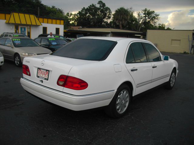 1997 Mercedes-Benz E-Class SXT