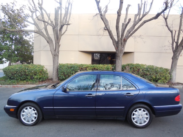 1997 Mercedes-Benz E-Class SXT
