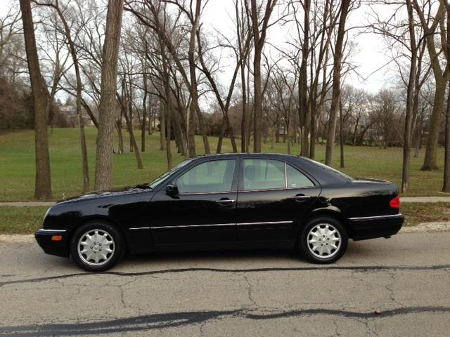 1998 Mercedes-Benz E-Class SXT